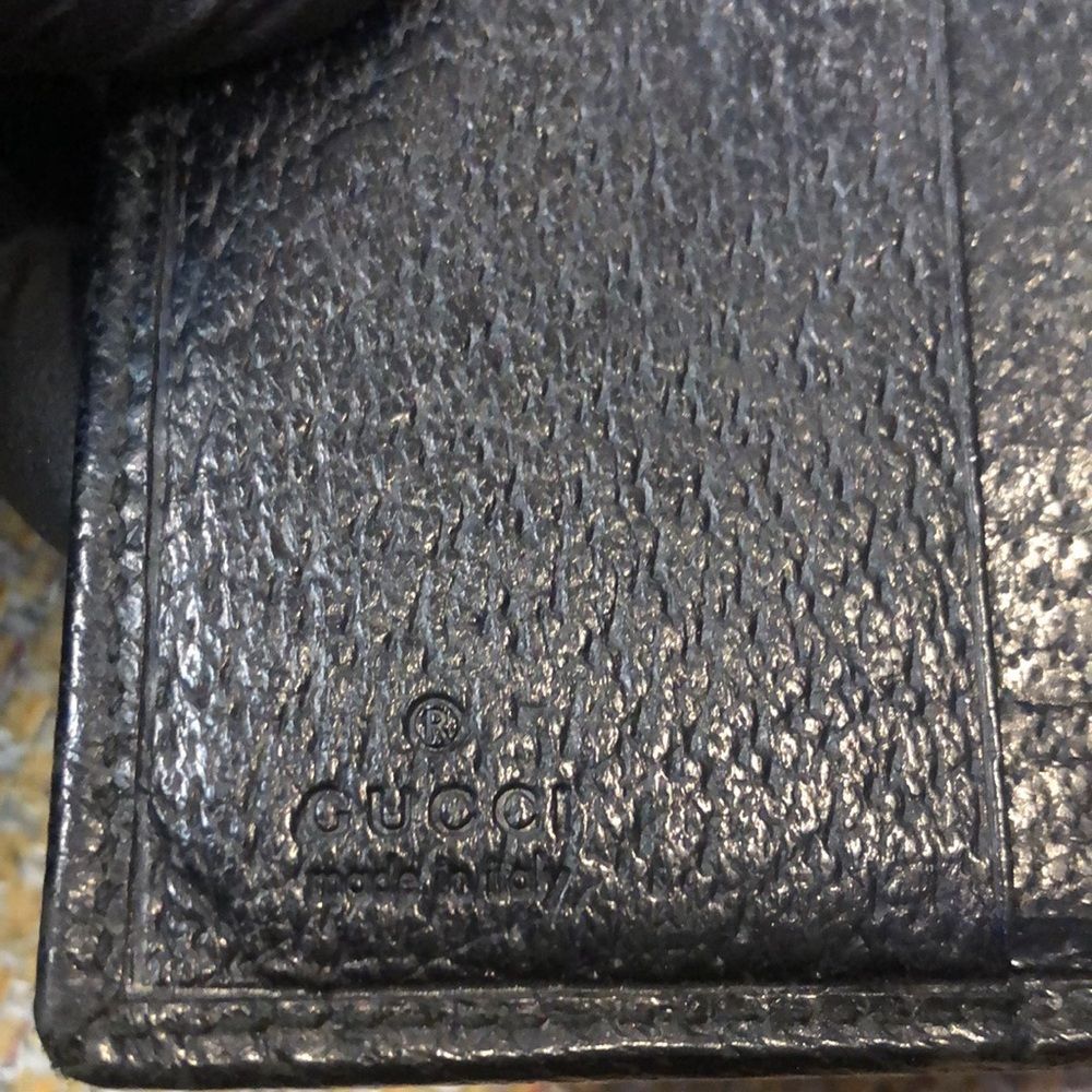 GUCCI Black Leather Trifold Wallet with Silver G Money Clasp AUTHENTIC - Picture 15 of 17